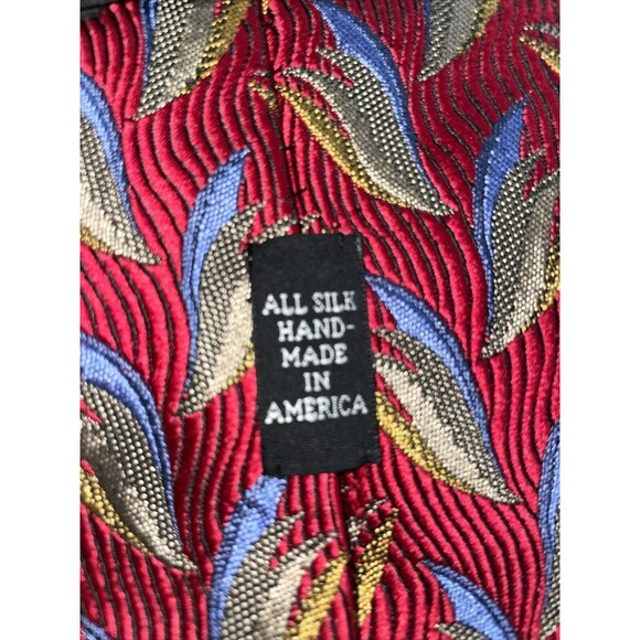 Levy’s Dress Tie Men’s Size 58” Red Floral 100% Silk Designer - Picture 9 of 12